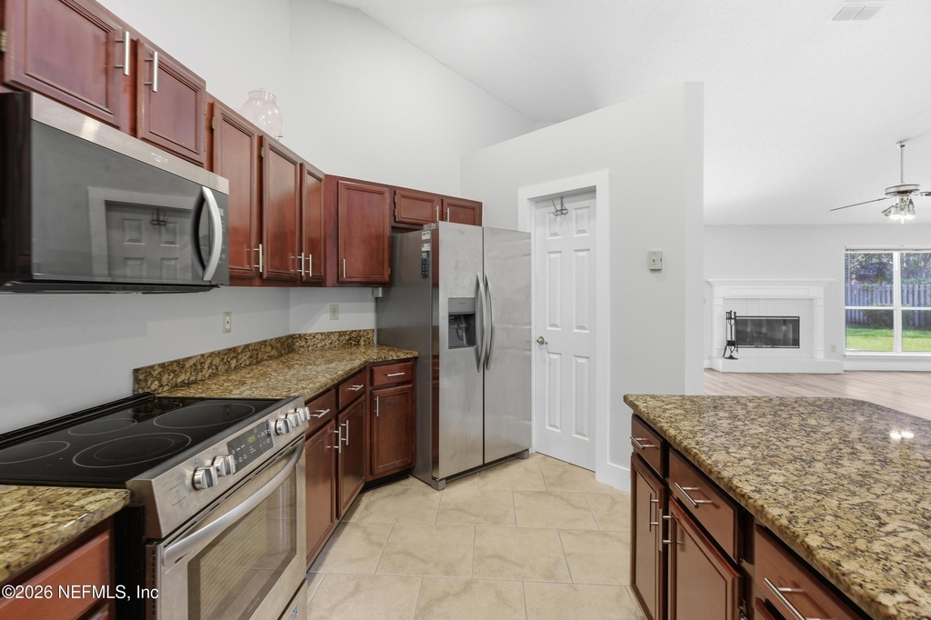 421 Chicopee Court - Photo 20