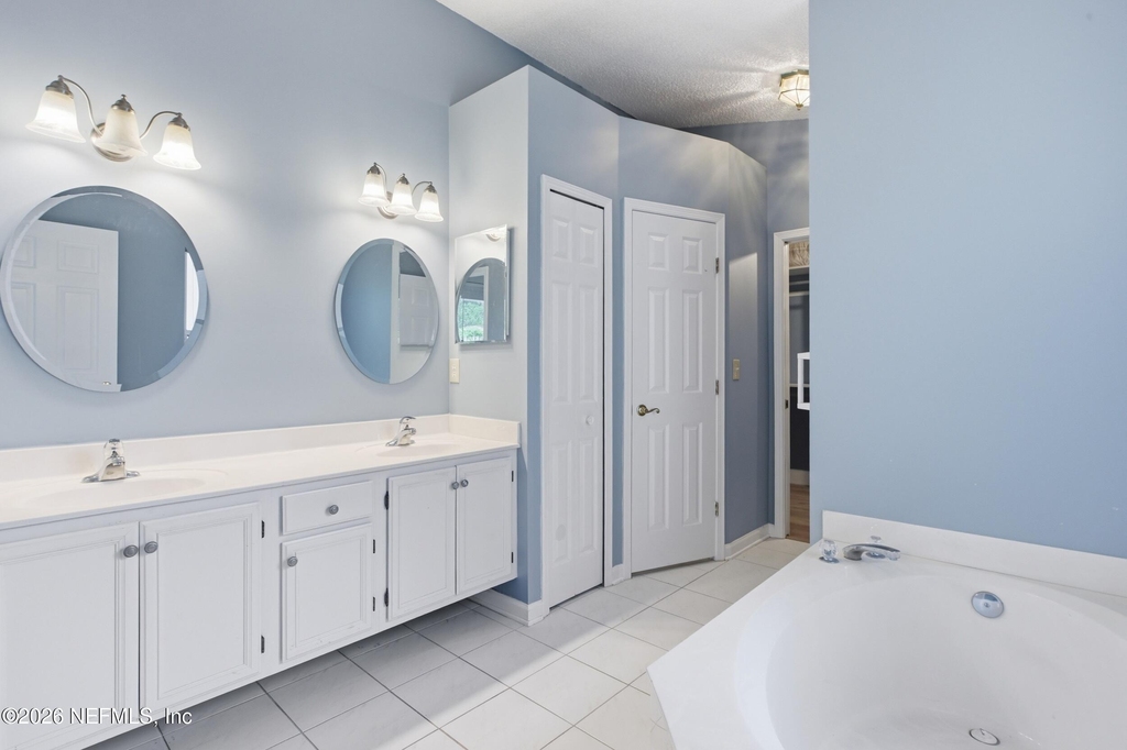 421 Chicopee Court - Photo 25