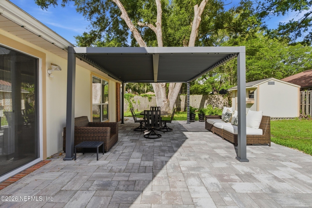 421 Chicopee Court - Photo 37
