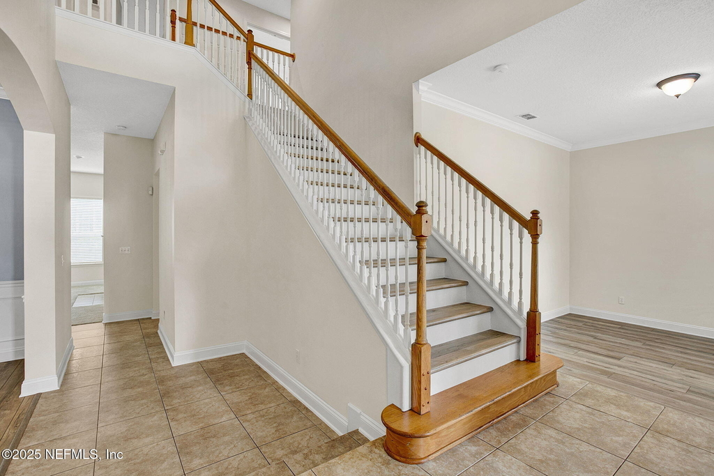 1761 Highland View Drive - Photo 14