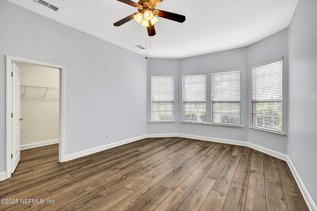 1761 Highland View Drive - Photo 8