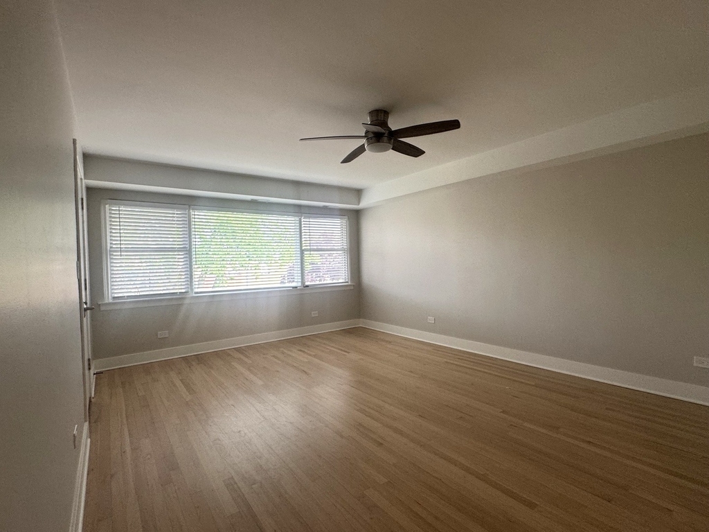 1215 Balmoral Avenue - Photo 1
