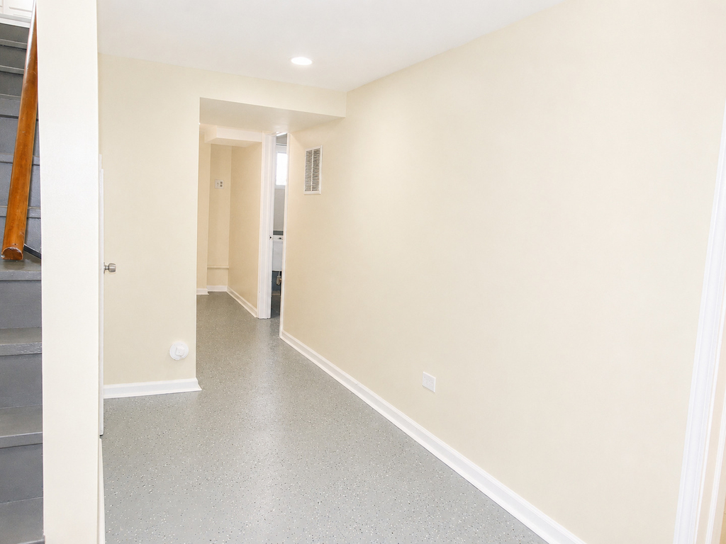 748 E 69th Place - Photo 7