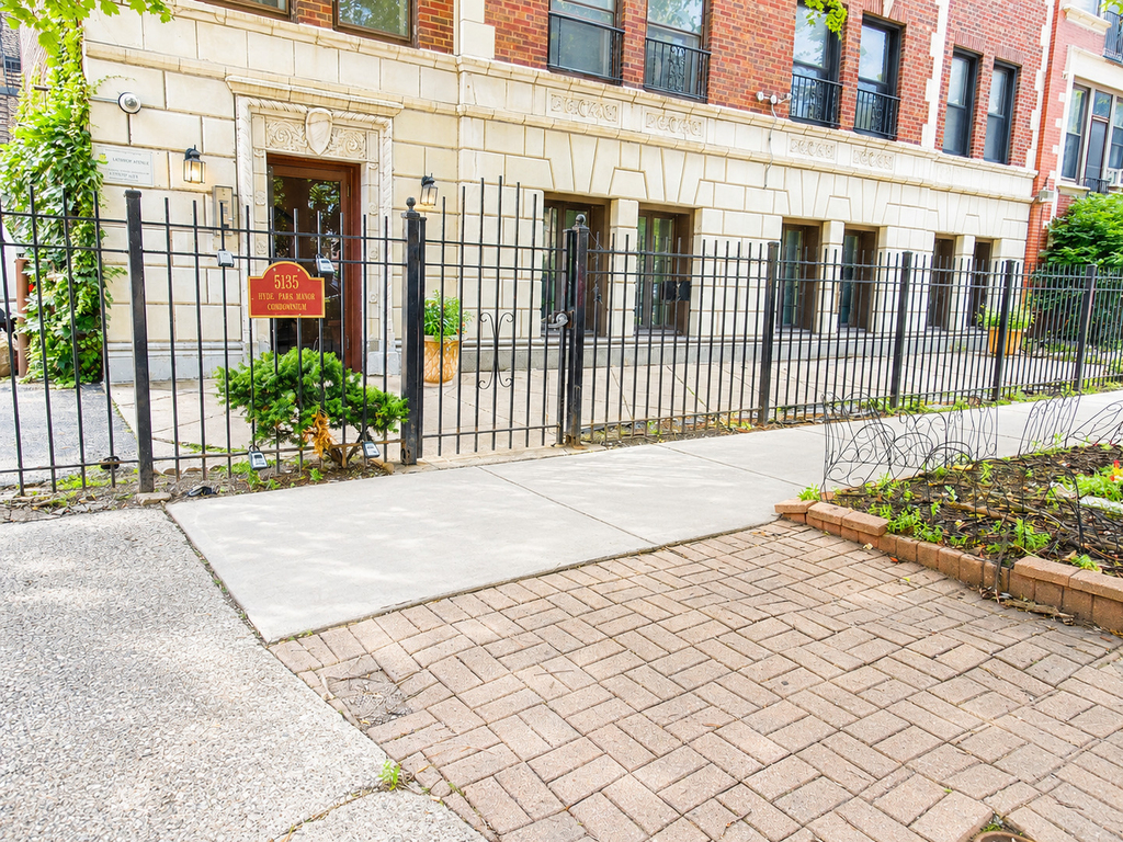 5135 S Kenwood Avenue - Photo 0