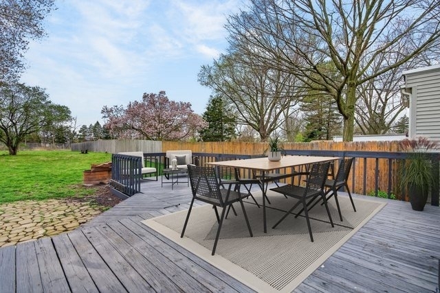 320 Chalmers Street - Photo 12