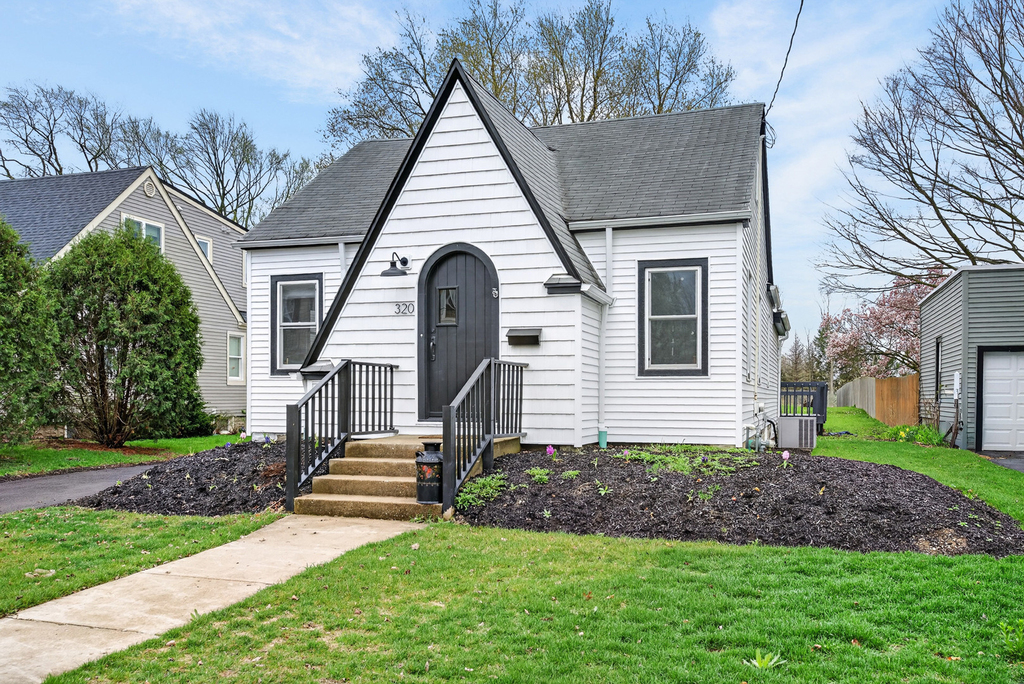 320 Chalmers Street - Photo 0