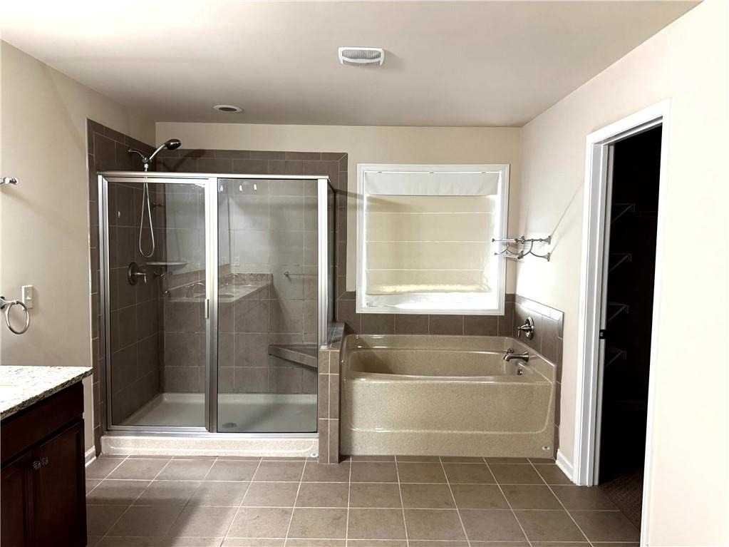 3415 Pointe Vecchio Cir E - Photo 13