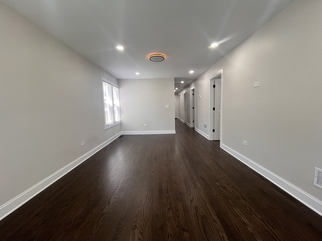 15116 Marshfield Avenue - Photo 3