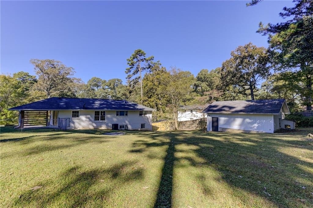 2325 Elmwood Circle Se - Photo 32