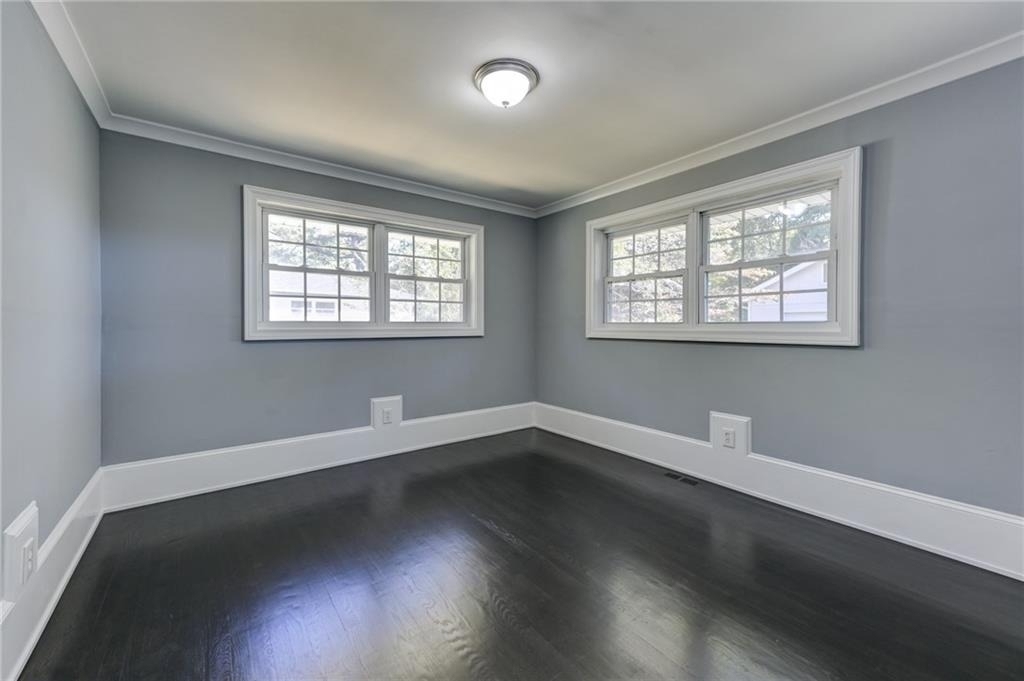 2325 Elmwood Circle Se - Photo 23