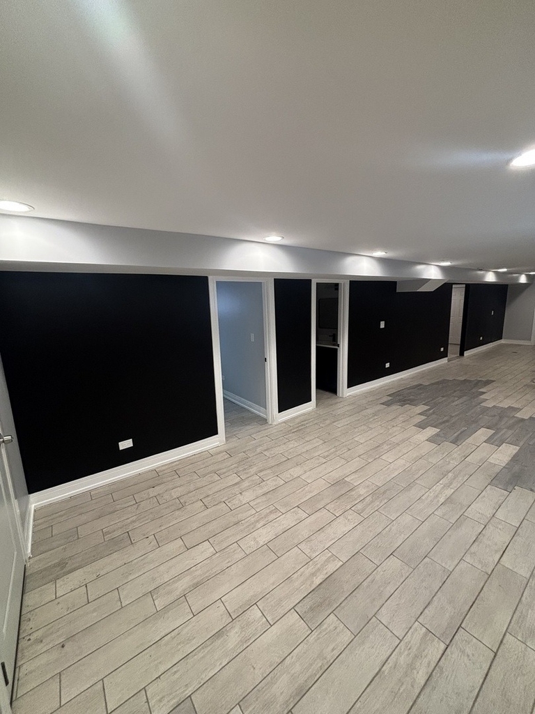 7932 S Peoria Street - Photo 4