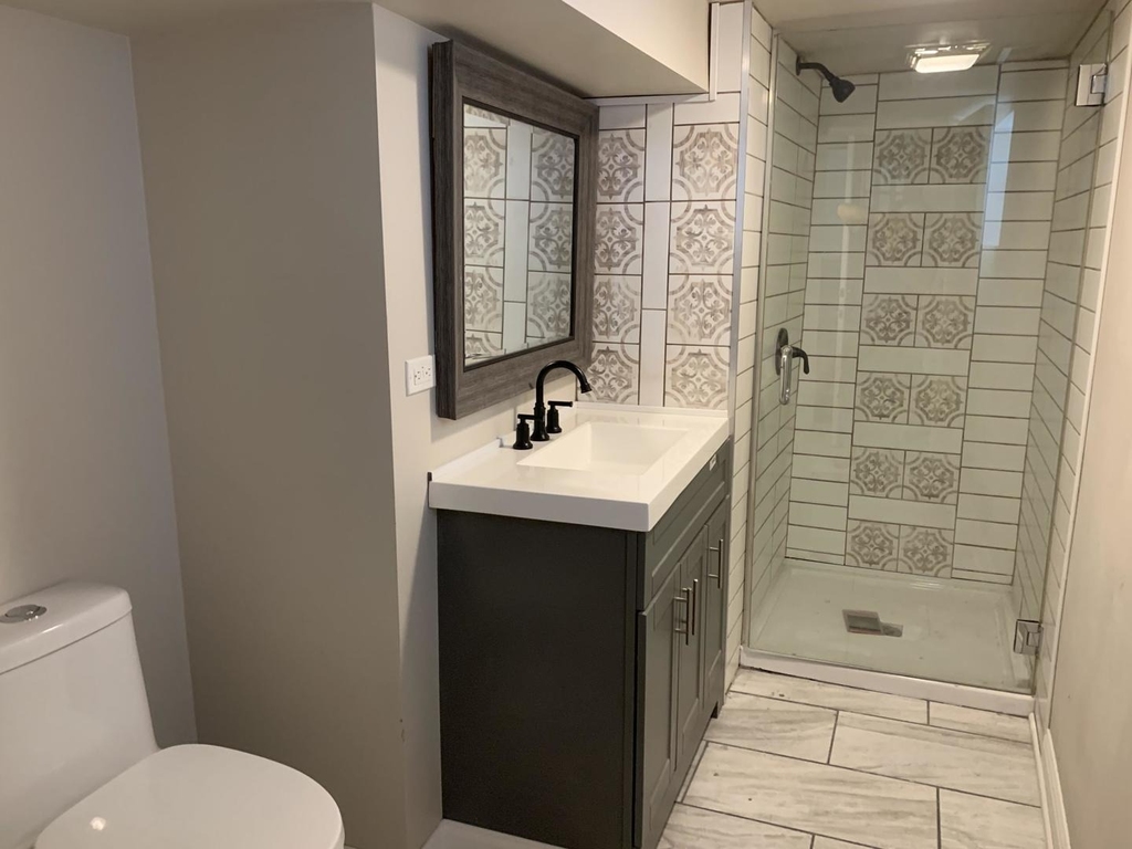 2418 N Washtenaw Avenue - Photo 4