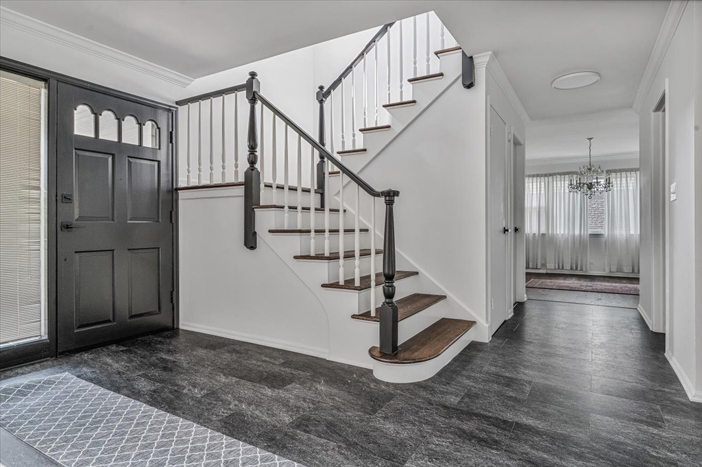 412 Lavergne Avenue - Photo 2