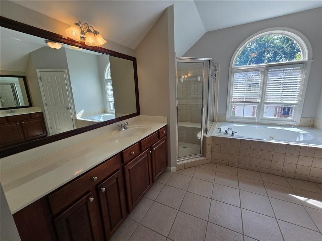 624 Maple Grove Way - Photo 13