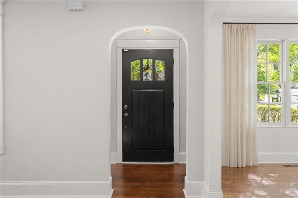 1785a Meadowdale Ave Ne - Photo 3
