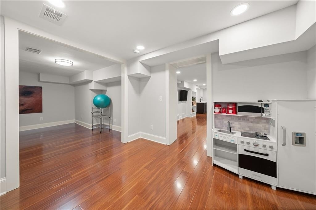 1785a Meadowdale Ave Ne - Photo 35