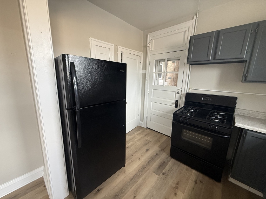 2144 S Gunderson Avenue - Photo 11