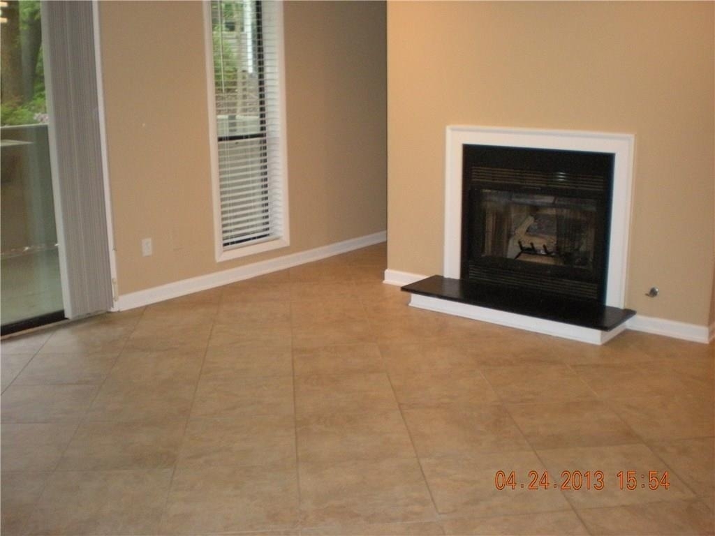 1010 Wynnes Ridge Circle Se - Photo 2