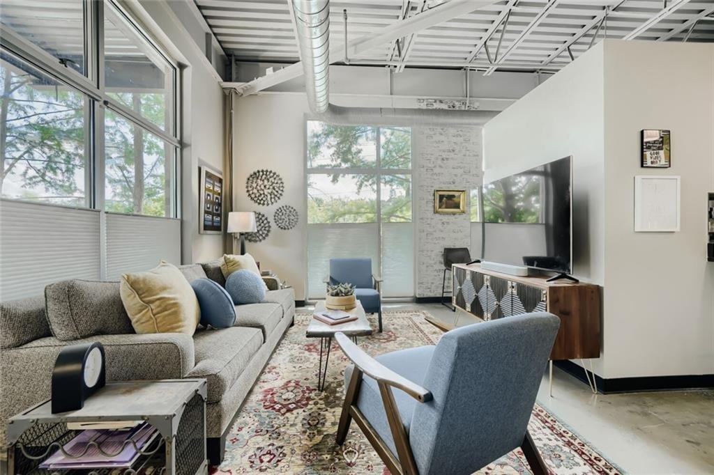5200 Peachtree Road - Photo 0