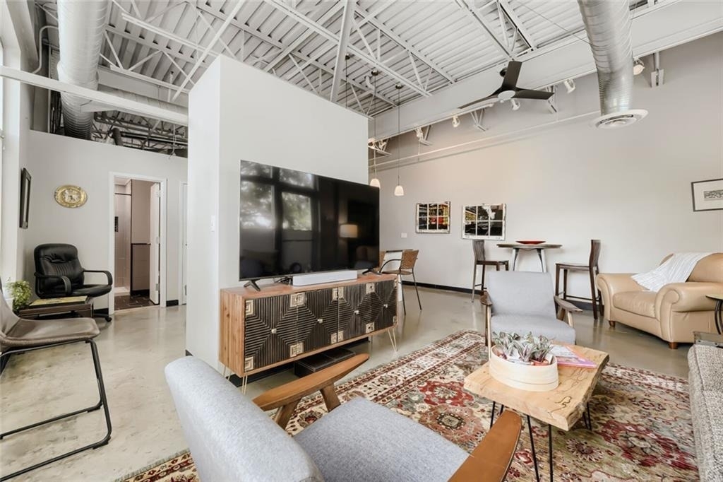 5200 Peachtree Road - Photo 3