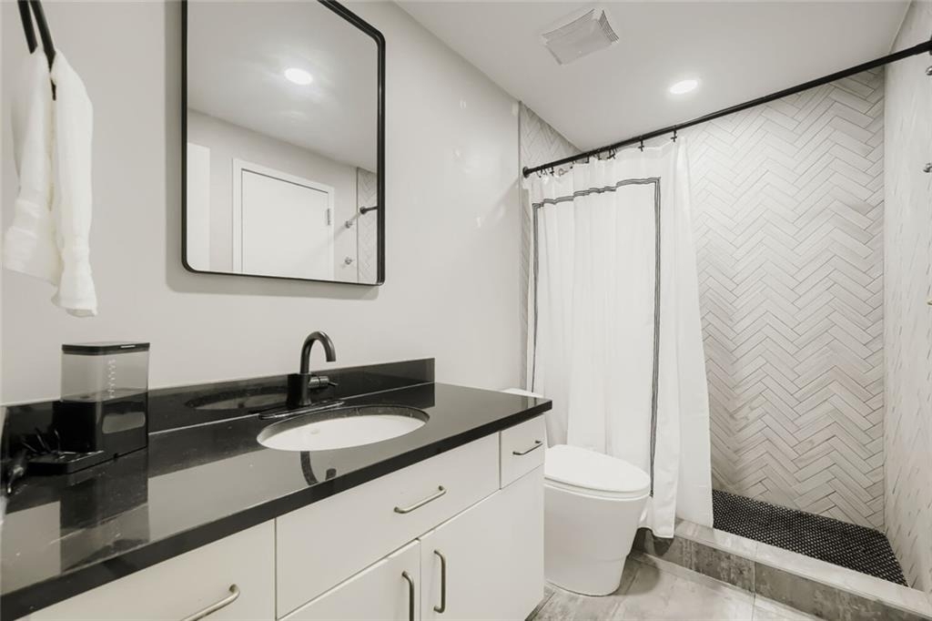 5200 Peachtree Road - Photo 13