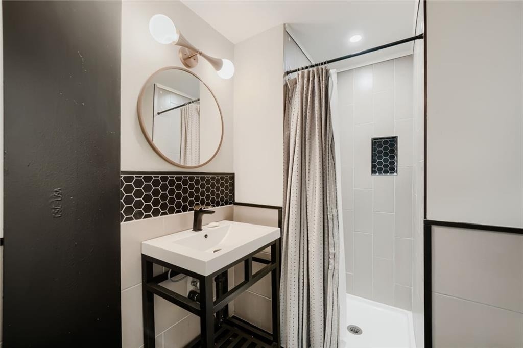 5200 Peachtree Road - Photo 14