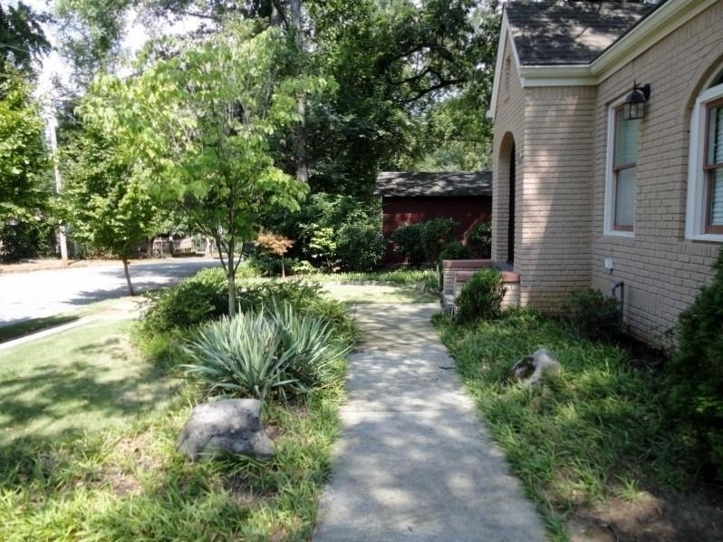 49 Leslie Street Ne - Photo 4