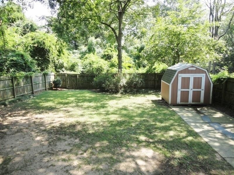 49 Leslie Street Ne - Photo 8