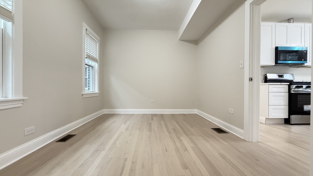 5821 W Gunnison Street - Photo 24