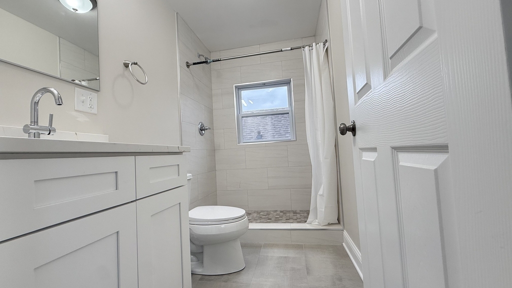 5821 W Gunnison Street - Photo 43