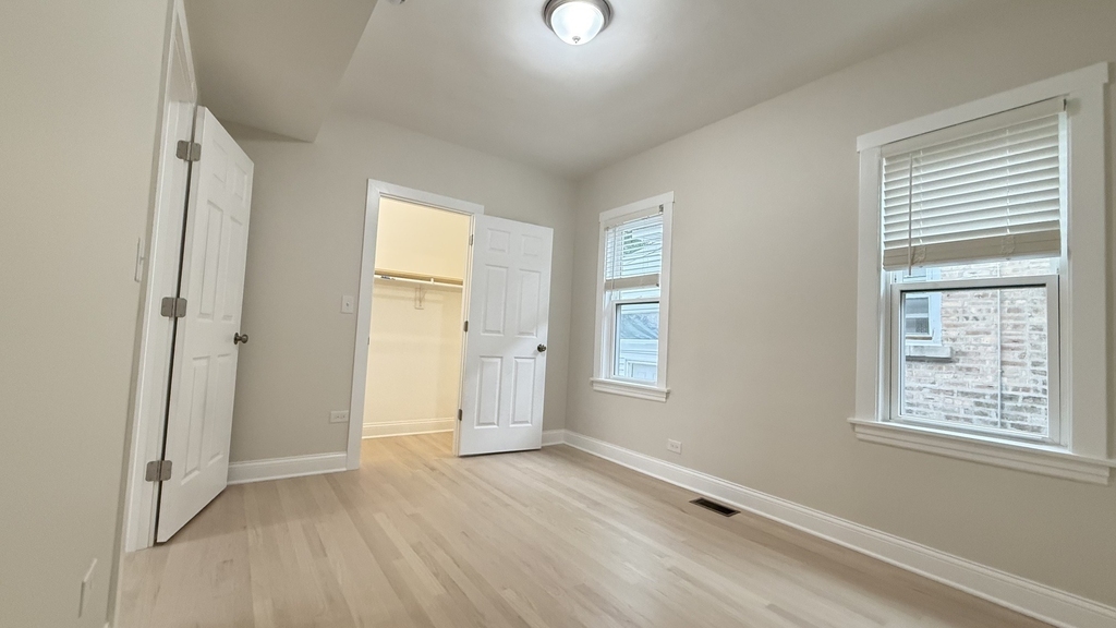 5821 W Gunnison Street - Photo 25
