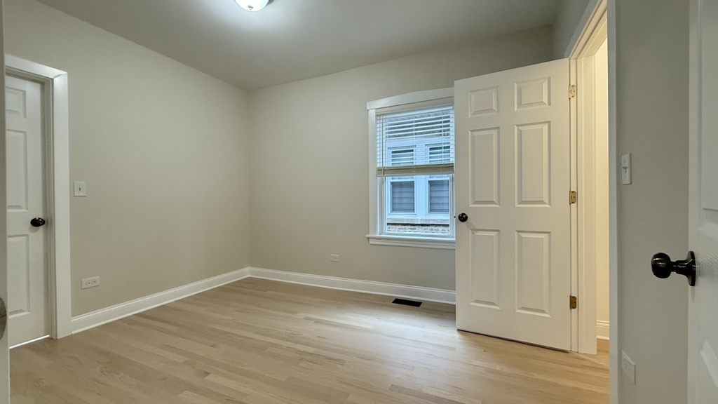 5821 W Gunnison Street - Photo 20