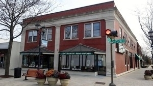 103 E 1st Street - Photo 0