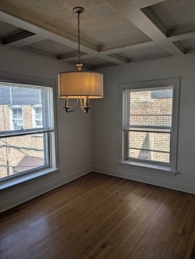 103 E 1st Street - Photo 4