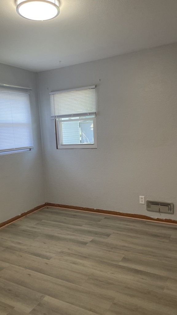 117 S William Street - Photo 13