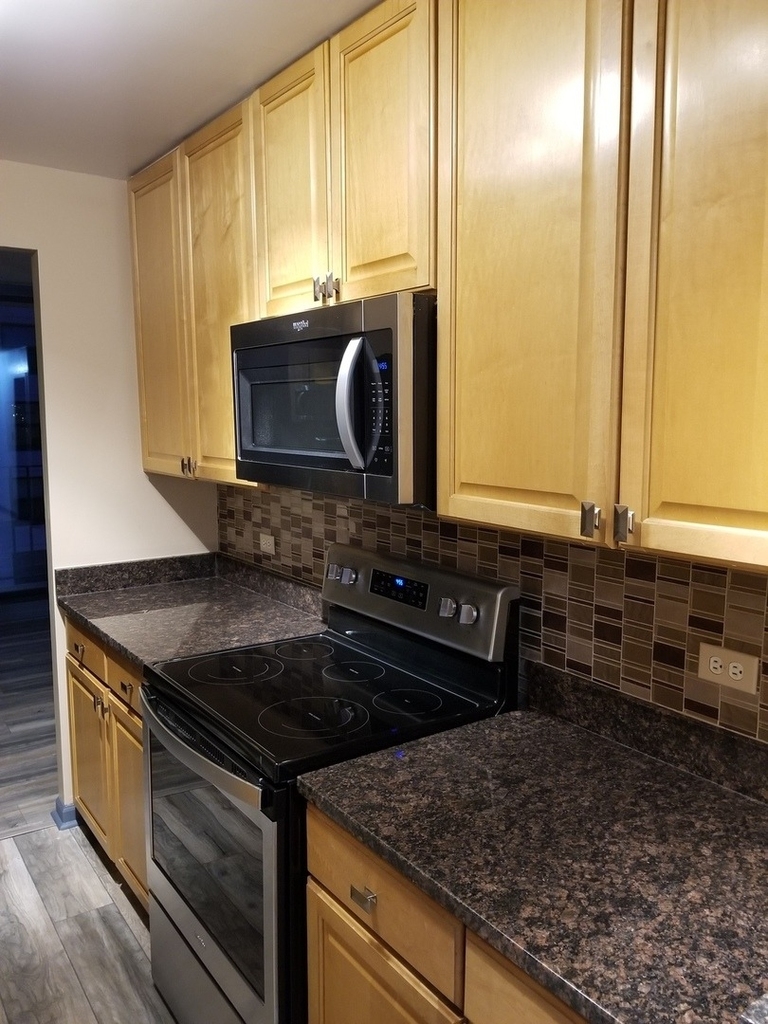 70 W Huron Street - Photo 6