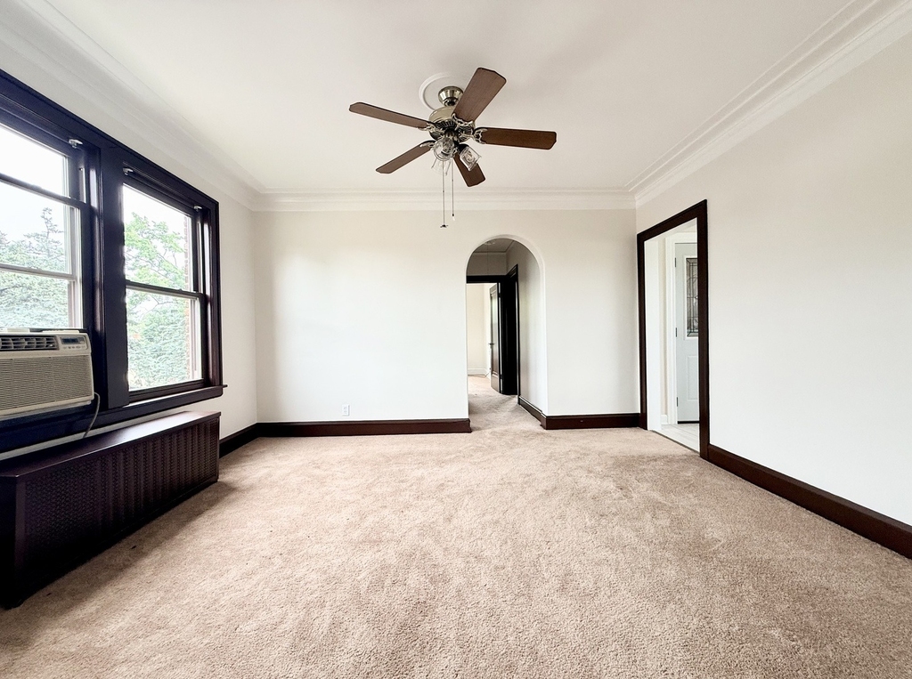 615 E Golf Road - Photo 10