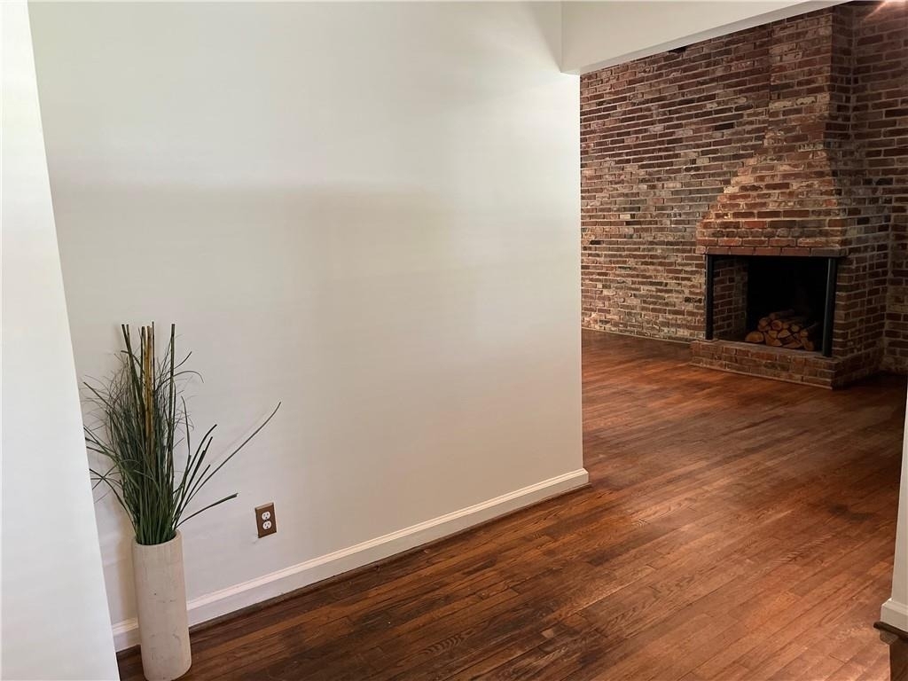 1945 Dellwood Drive Nw - Photo 11