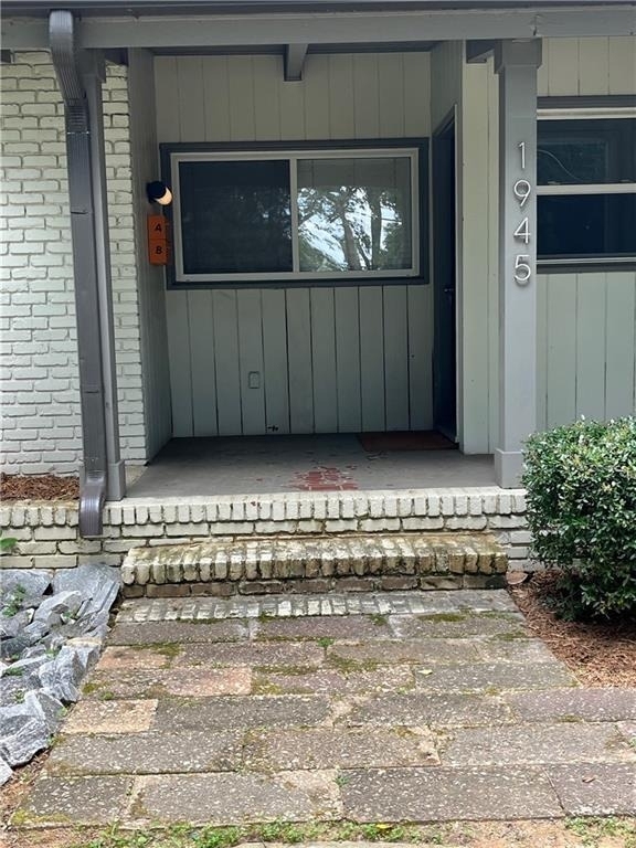 1945 Dellwood Drive Nw - Photo 2