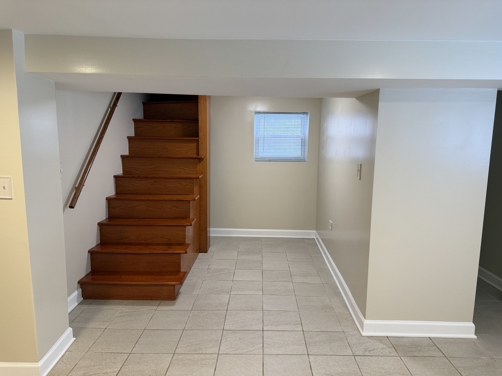 2252 N Laramie Avenue - Photo 12