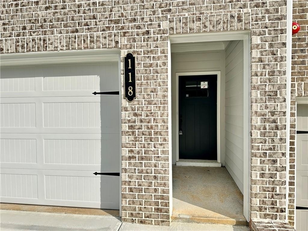 118 Bluffington Way - Photo 1