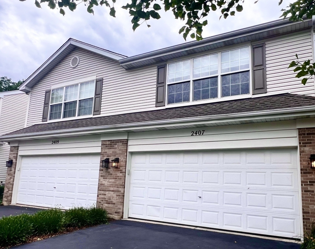 2407 Stoughton Circle - Photo 1
