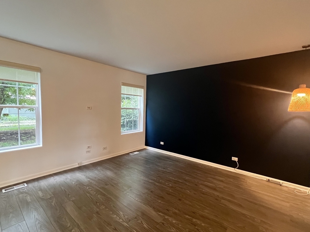 2407 Stoughton Circle - Photo 8
