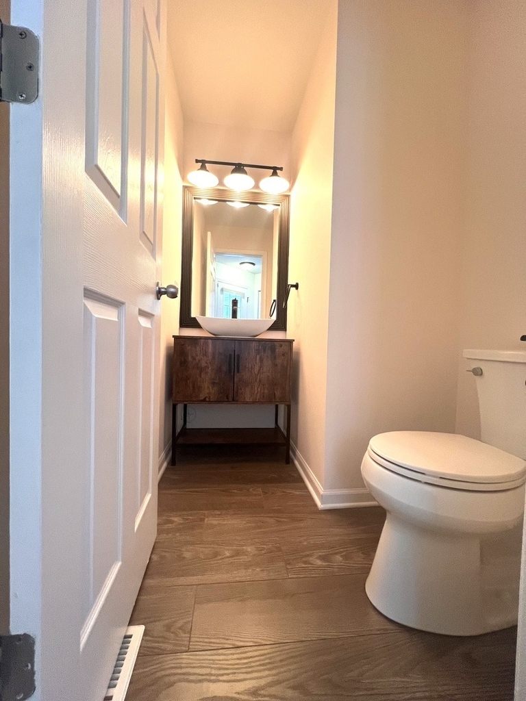 2407 Stoughton Circle - Photo 11