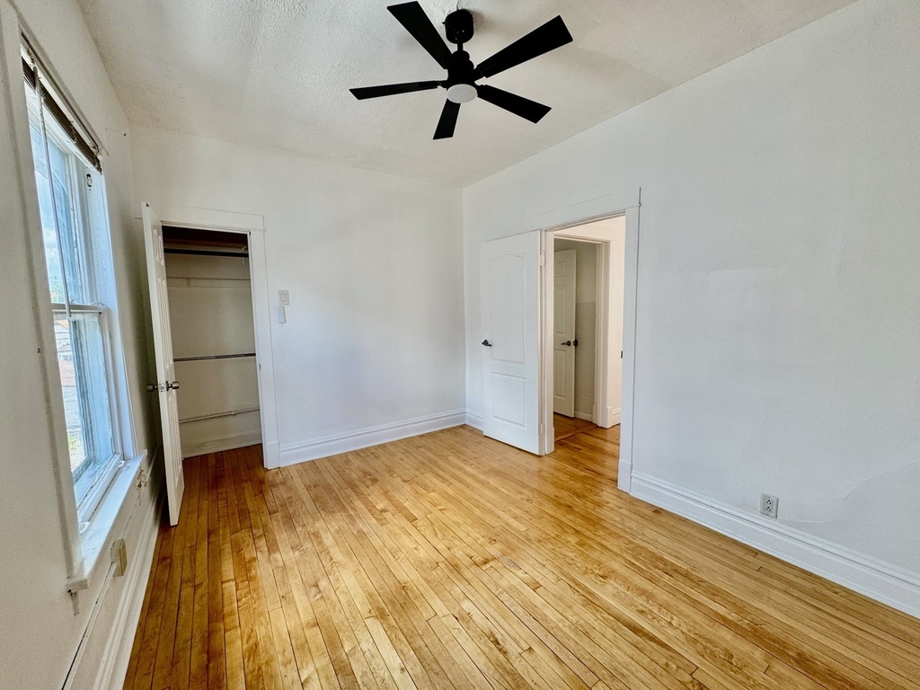 2047 N Lavergne Avenue - Photo 12
