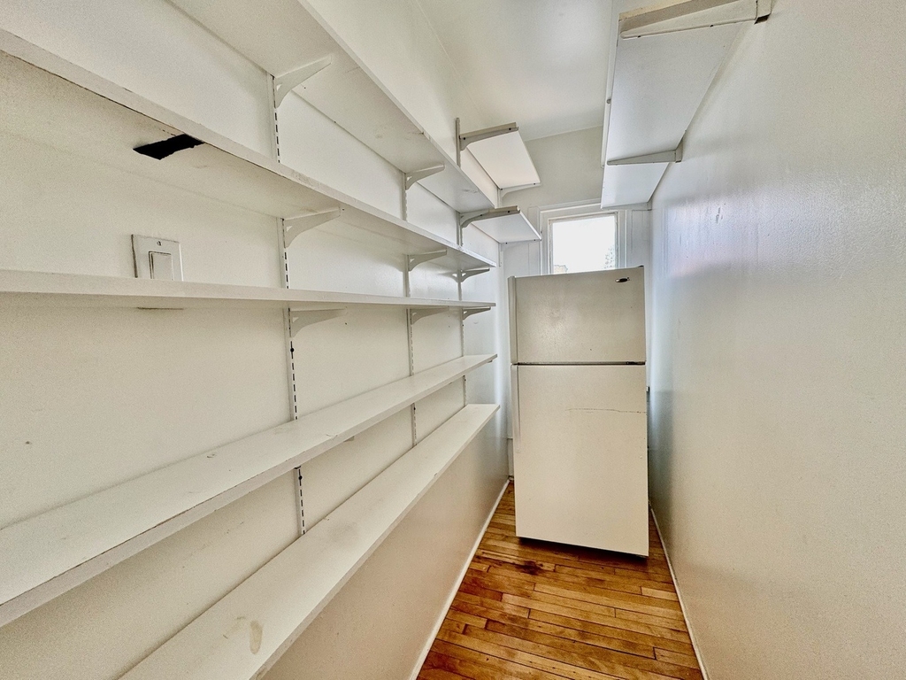 2047 N Lavergne Avenue - Photo 10