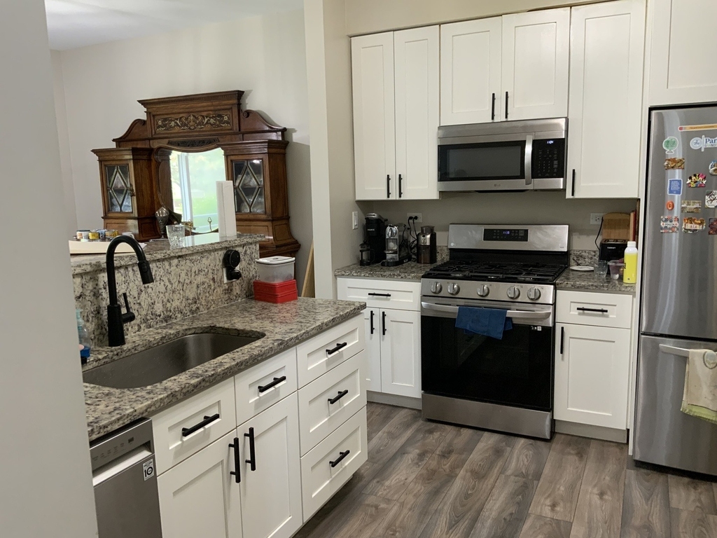 2715 Mchenry Avenue - Photo 3