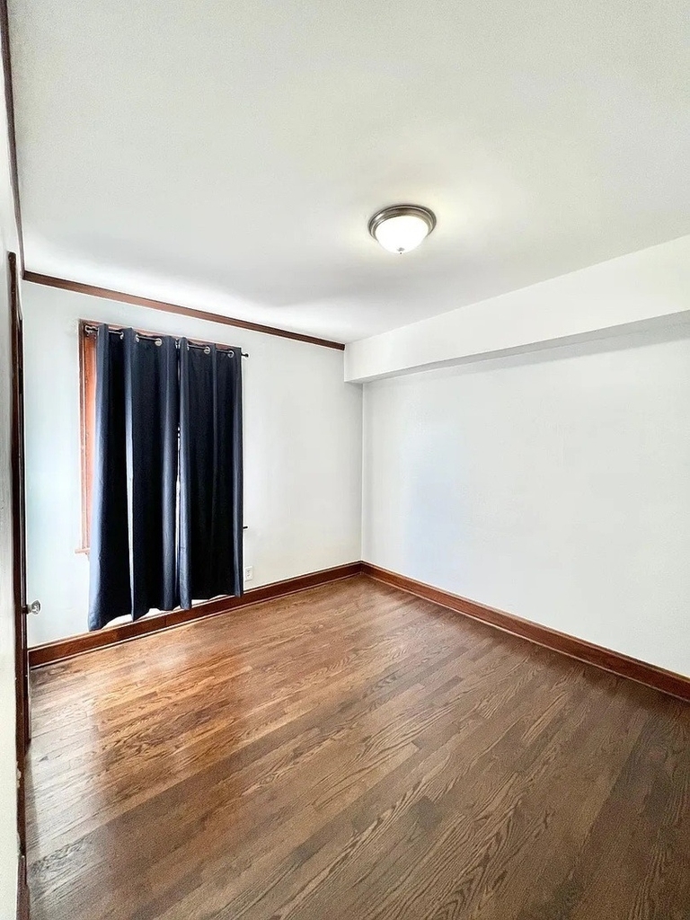1632 N California Avenue - Photo 2