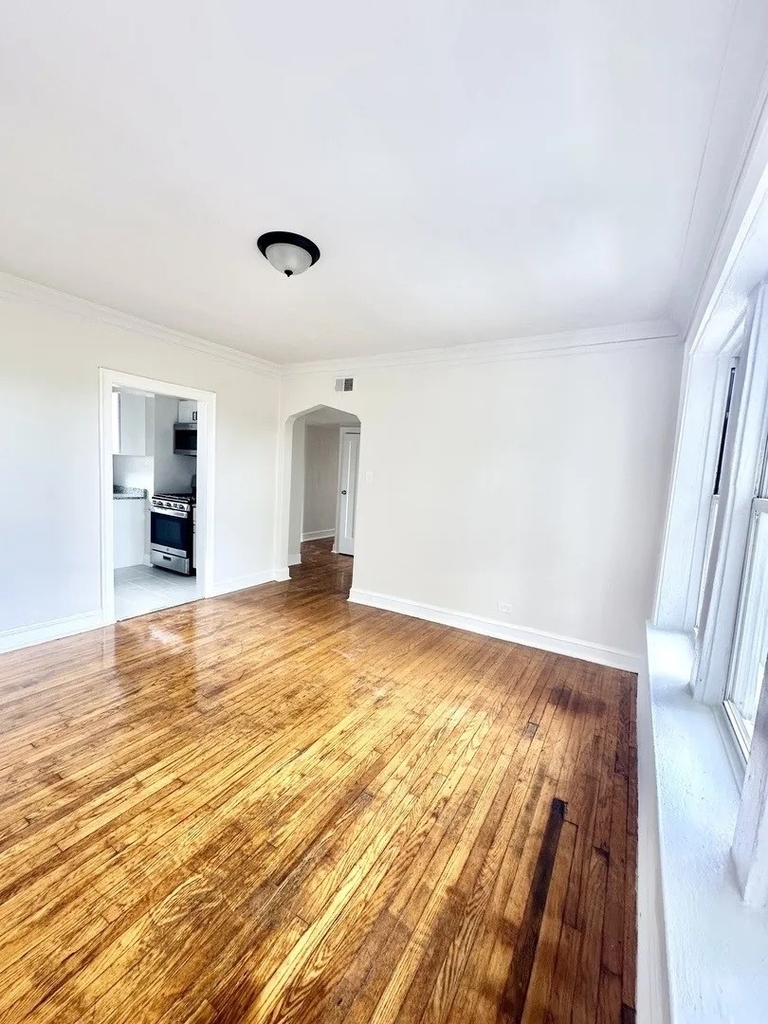 3701 W Division Street - Photo 8