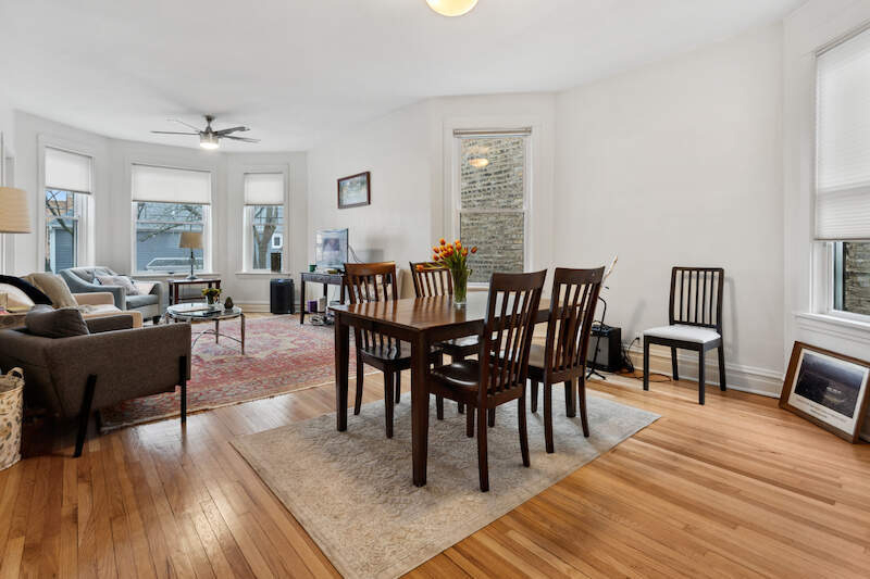 3706 N Leavitt Street - Photo 3